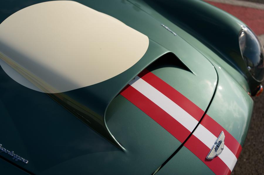 Детали экстерьера Aston Martin DB4 GT Continuation 2017 года  (WW) (фото 28 из 83)